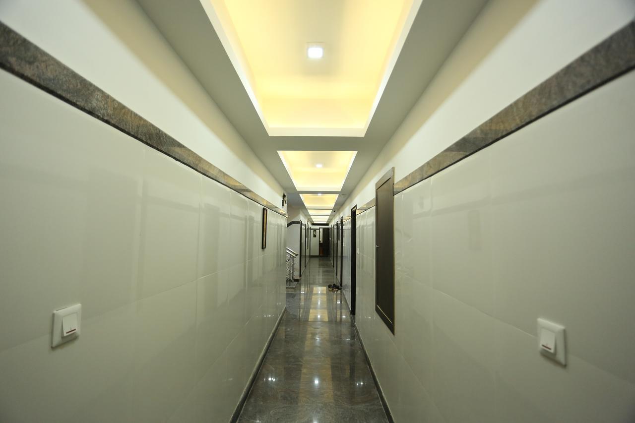 Hotel Rr International Bangalore Exterior photo